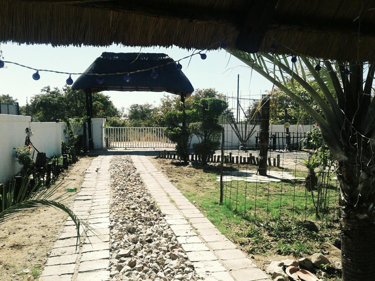 Road View Lodge Francistown Ngoại thất bức ảnh