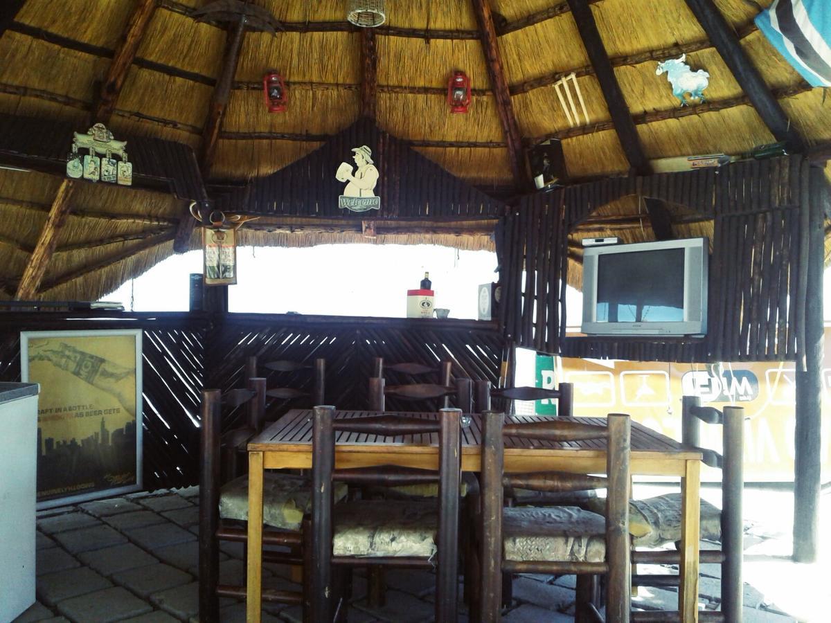 Road View Lodge Francistown Ngoại thất bức ảnh